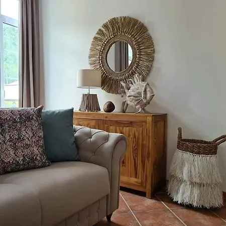 House Bali アパート フルナス